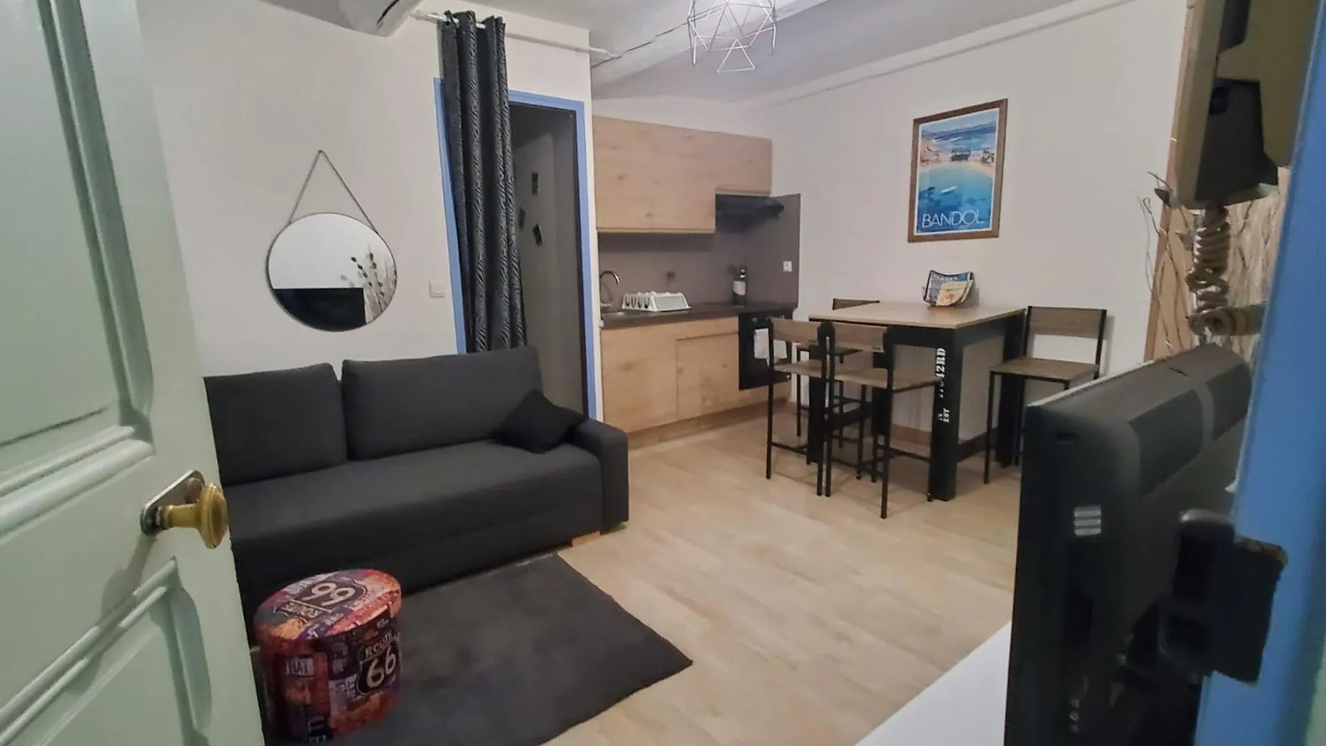 Apartment Location De Vacances Bandol